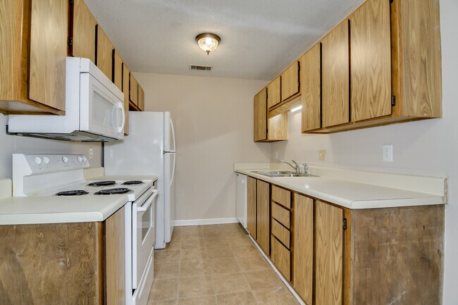 Building Photo - 940 Stevens Creek Rd