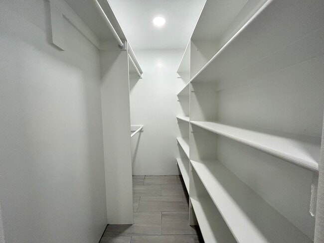 Building Photo - 10378 Bridgetown Pl