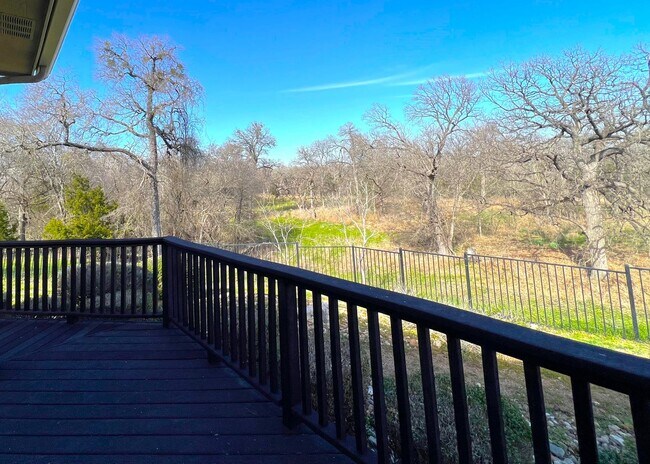 Building Photo - 106 Morning Glory Cir