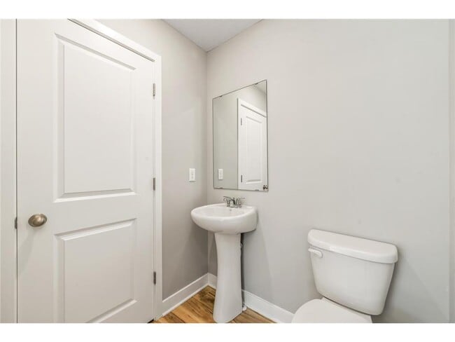 Building Photo - 12709 Ashbury Dr