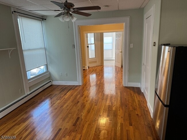 Building Photo - 12 Prospect St