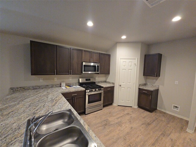 Building Photo - 14323 Galiant Run Ln