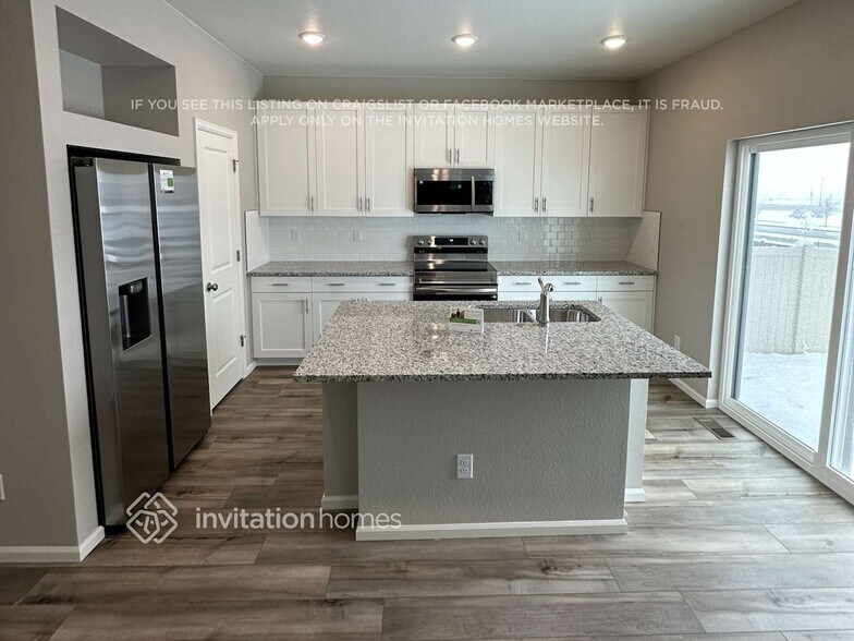 Building Photo - 22352 E 38th Pl