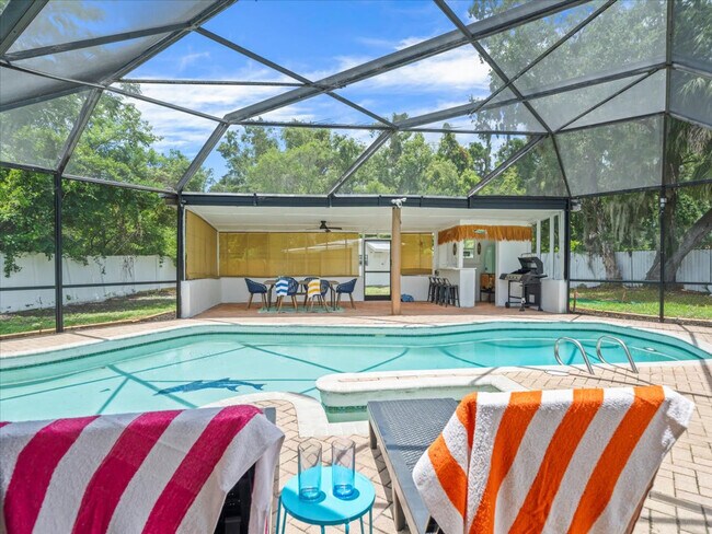 Building Photo - 3811 River Grove Ct