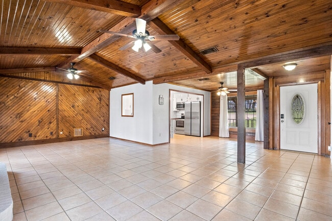 Building Photo - 31 County Rd 2132