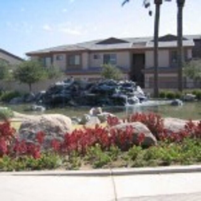 Building Photo - Come Check Out this Wonderful 2 Bedroom 2 ...
