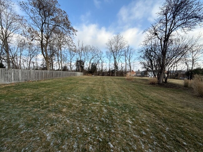 Building Photo - SFH Montgomery