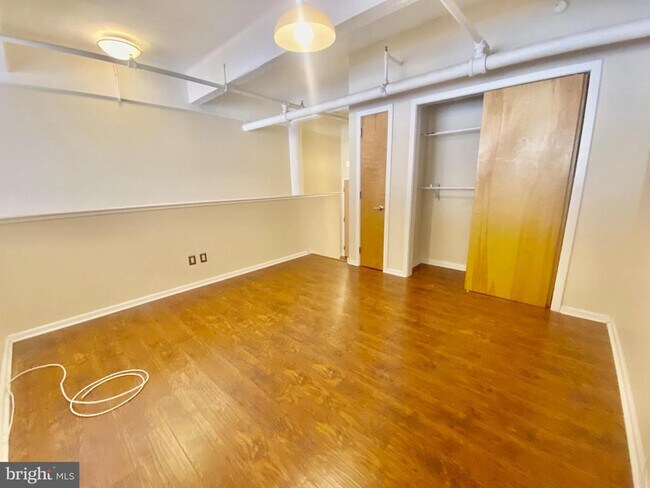 Building Photo - 1228 Arch St