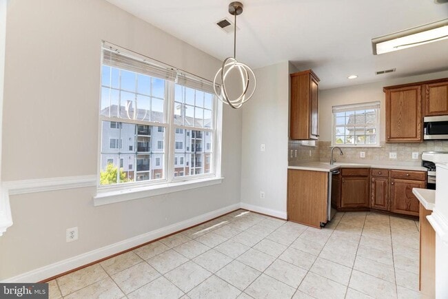 Building Photo - 20816 Noble Terrace