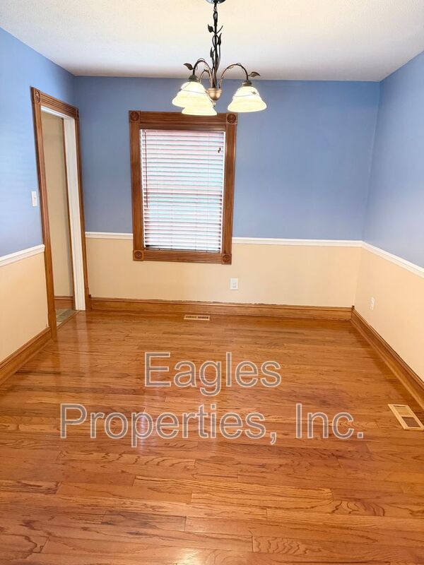 Building Photo - 1380 Genoa Rd