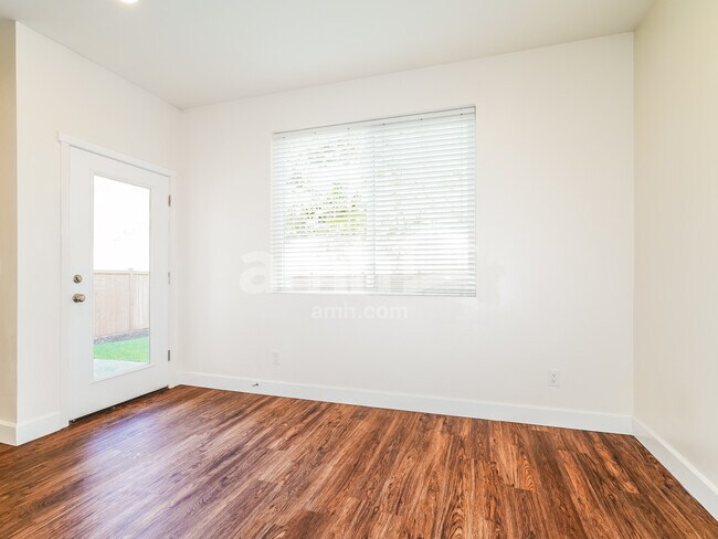 Building Photo - 9260 Shootingstar St SE