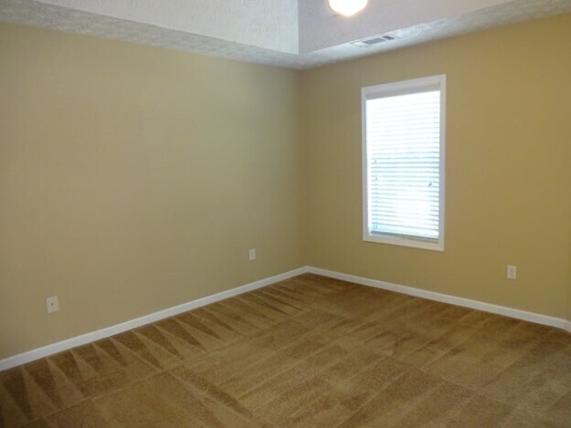 Building Photo - 154 Azalea Dr