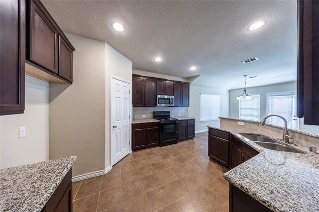 Building Photo - 1821 Abby Creek Dr