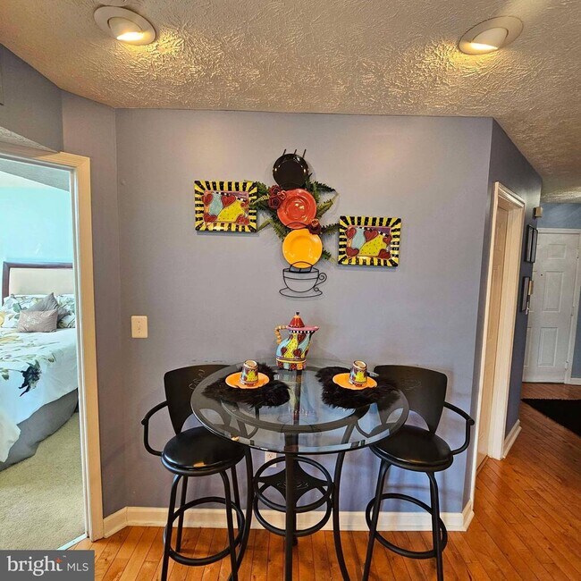 Building Photo - 6600 St Ignatius Dr