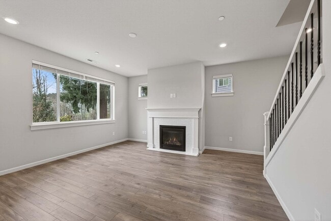 Building Photo - Beautiful 4-Bedroom Camas Home on Quiet Cul-de-Sac | Built in 2020 | Private Backyard