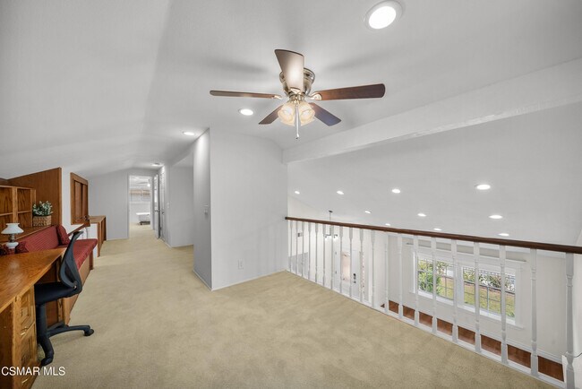 Building Photo - 561 Walter Ave