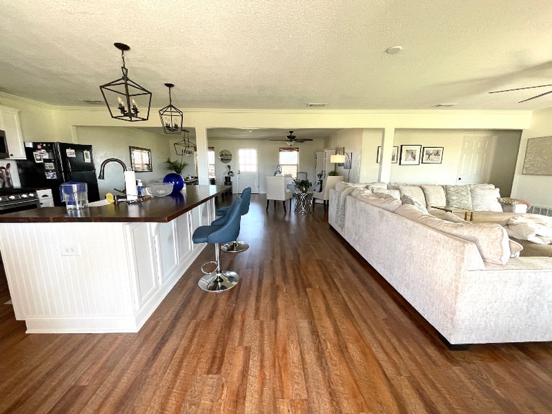Building Photo - 16391 CR 498