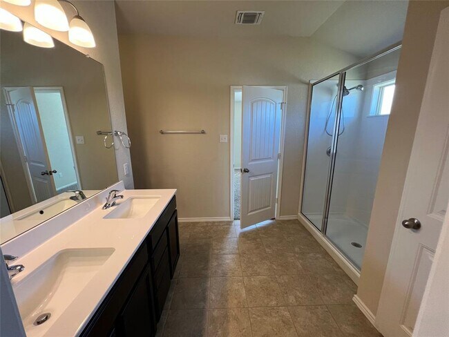 Building Photo - 1140 Ibis Falls Loop
