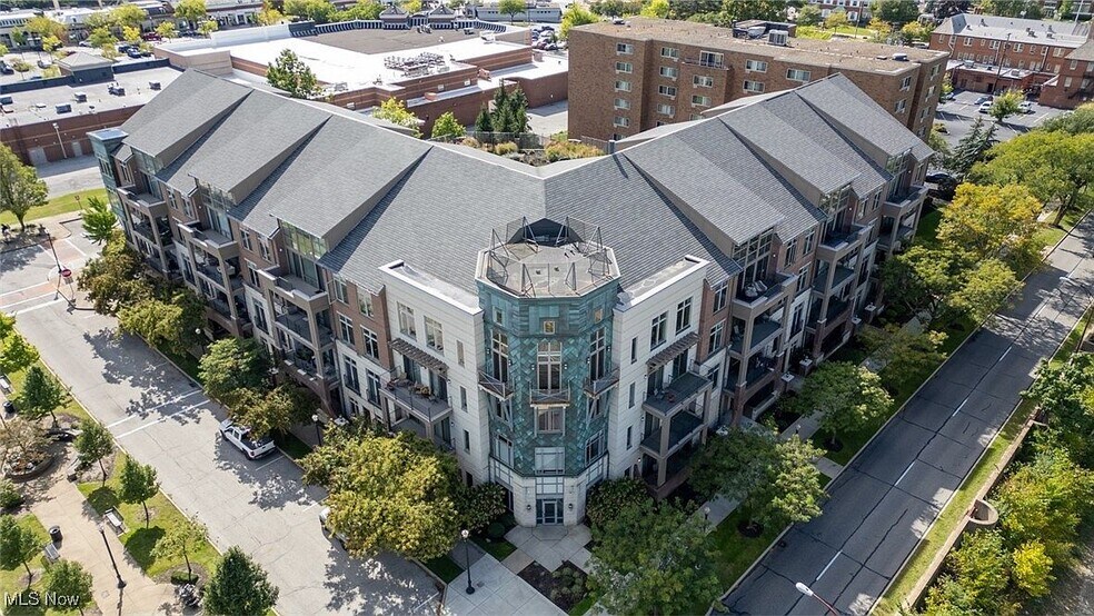 Building Photo - 16800 Van Aken Blvd