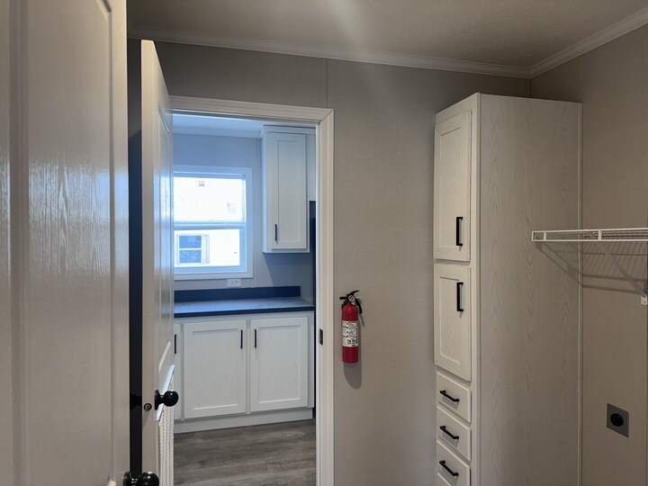 Building Photo - 29638 Danbury Ct