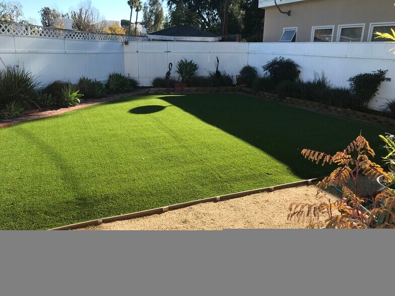 Building Photo - 4522 Saint Clair Ave