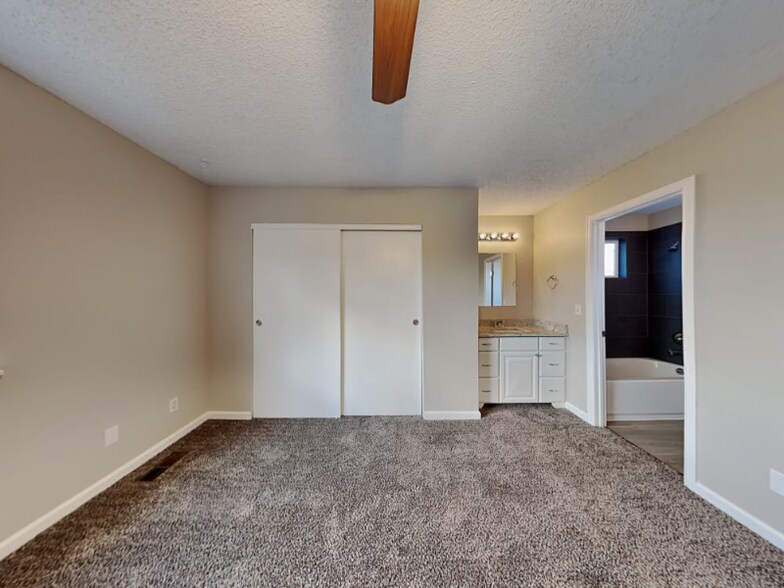 Building Photo - 4109 S Lewiston Cir