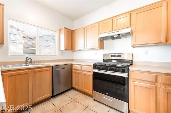 Building Photo - 7660 W Eldorado Ln