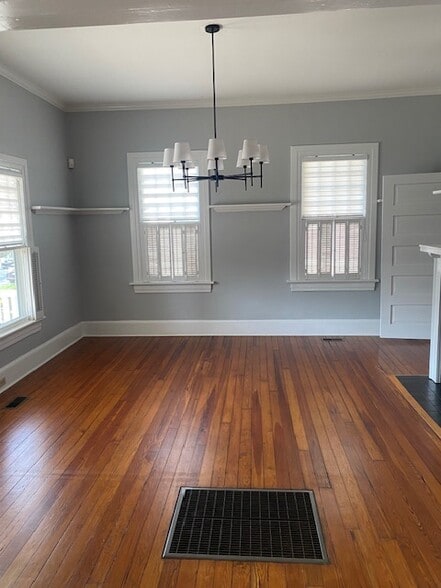 Building Photo - 173 Pierce Ave