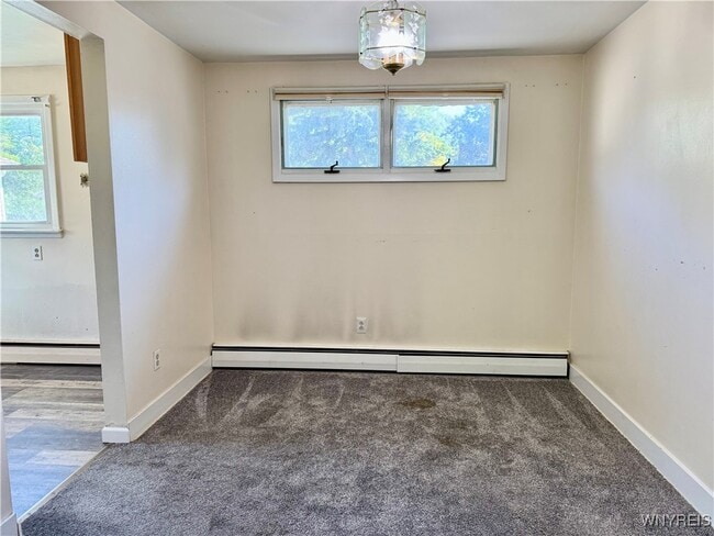 Building Photo - 28 Ayrault Dr