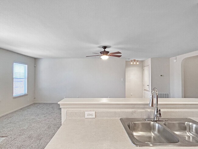 Building Photo - Charming 4-Bedroom Living in Desirable Converse Area