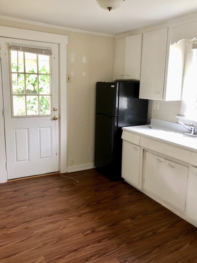 Building Photo - 624/626 Patterson