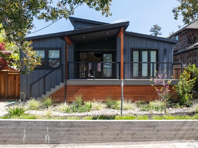 Building Photo - 1108 Raymond Ave