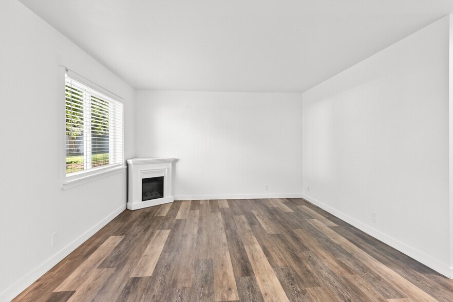 Building Photo - Sienna Pointe