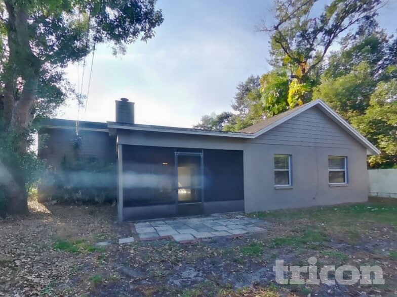 Building Photo - 19203 Sunlake Blvd