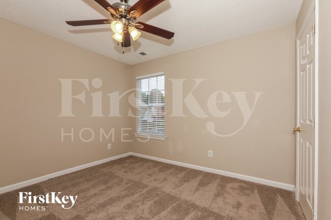 Building Photo - 12606 Ivey Creek Dr