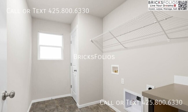 Building Photo - 18726 Lipoma Pl E