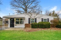 Building Photo - 4375 Ashgrove Dr