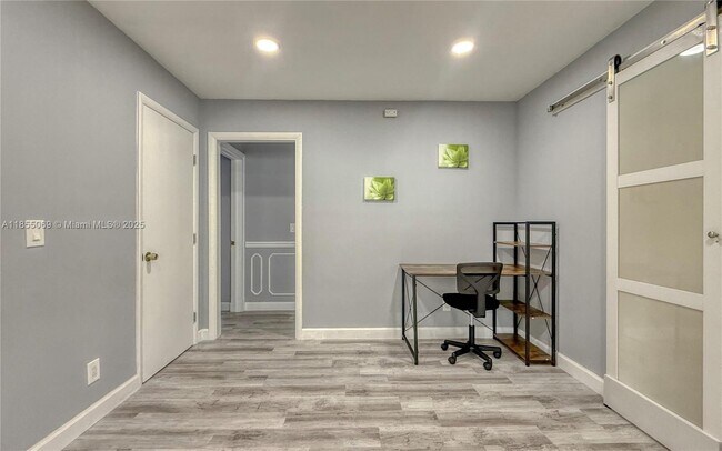 Building Photo - 2359 Gabriel Ln