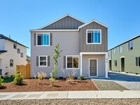 Building Photo - 122 28th Ave SE