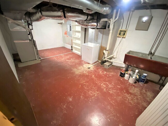 Building Photo - 4 Bedroom - Upper Arlington