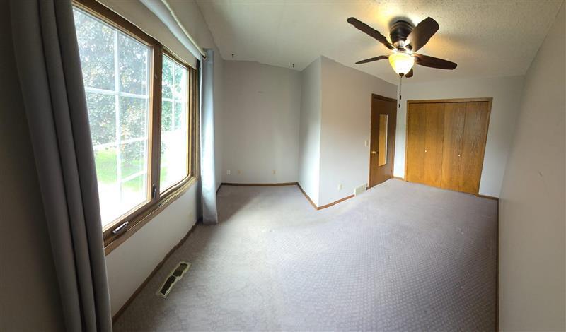 Building Photo - 7357 France Ave N