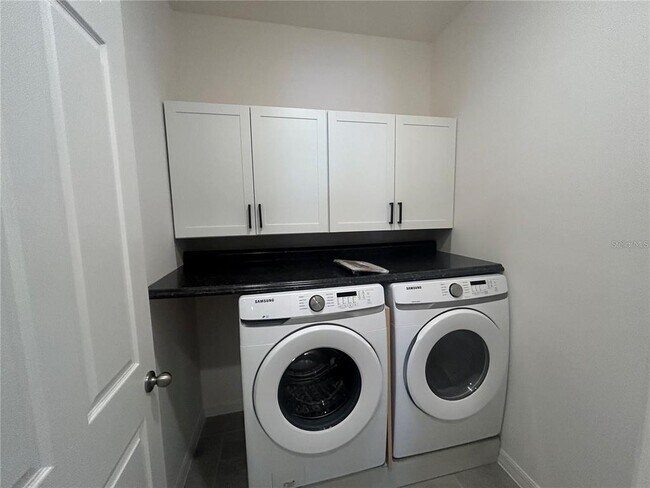 Building Photo - 4111 Solamor St