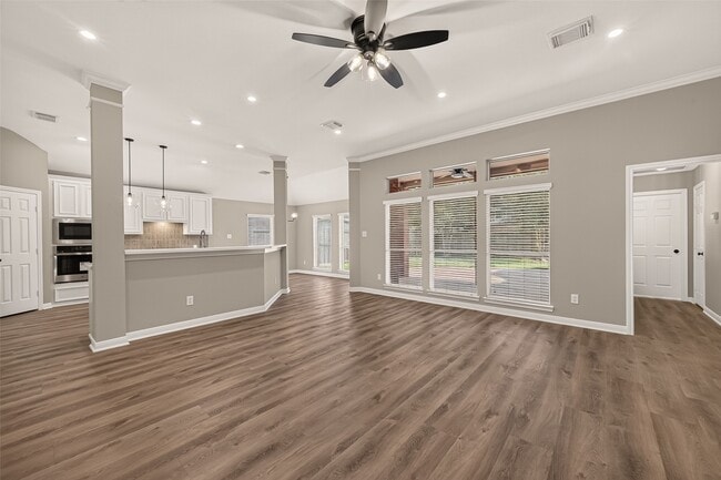 Building Photo - 1527 Lake Pauline Ct