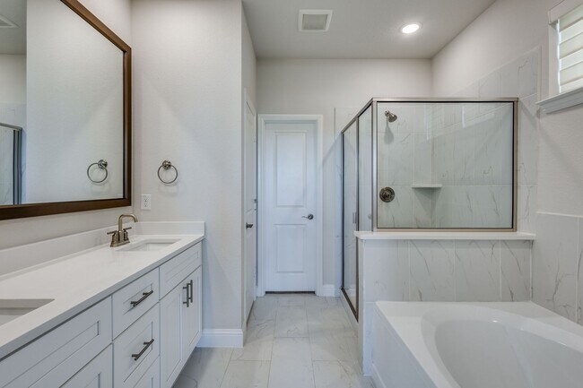 Building Photo - 10538 Downy Cup Dr