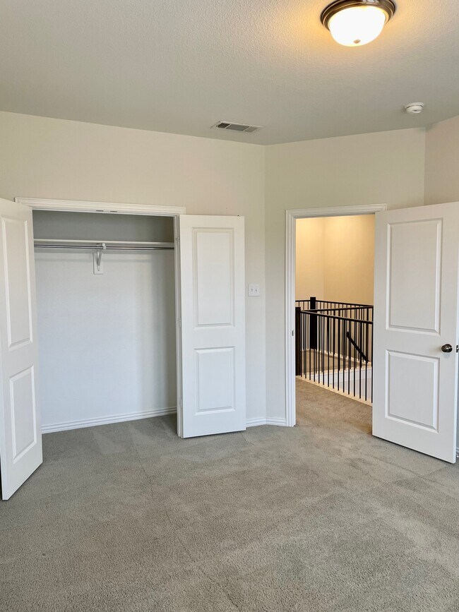 Building Photo - 4138 Cascade Sky Dr