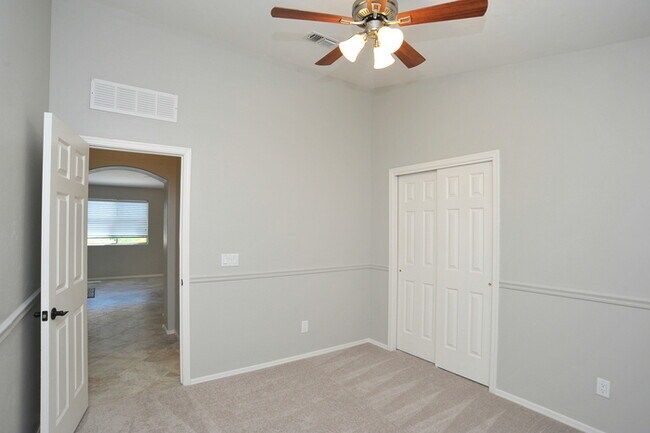 Building Photo - Move-In Ready Home in Dove Mountain