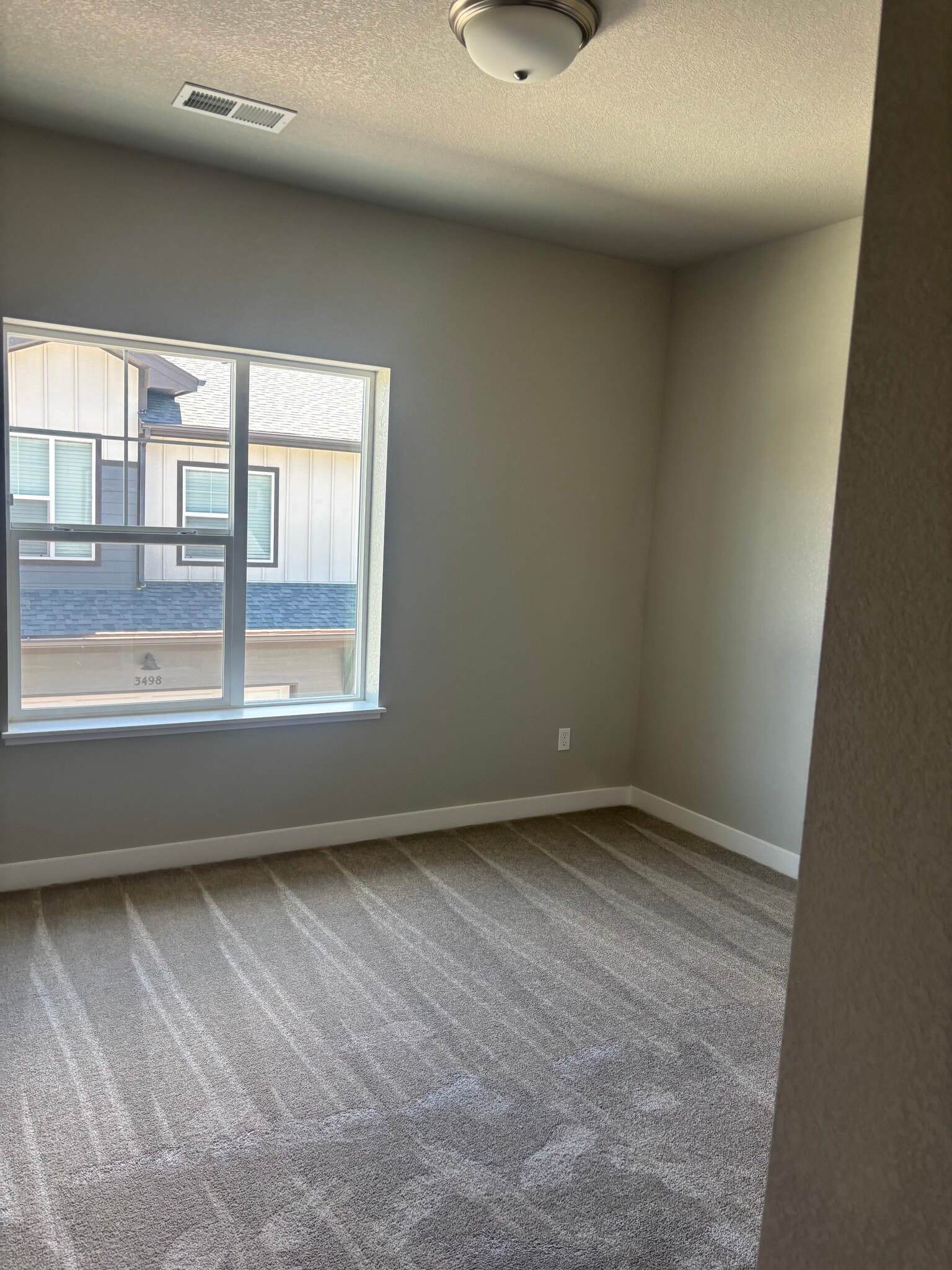 Building Photo - 3495 Grayling Dr