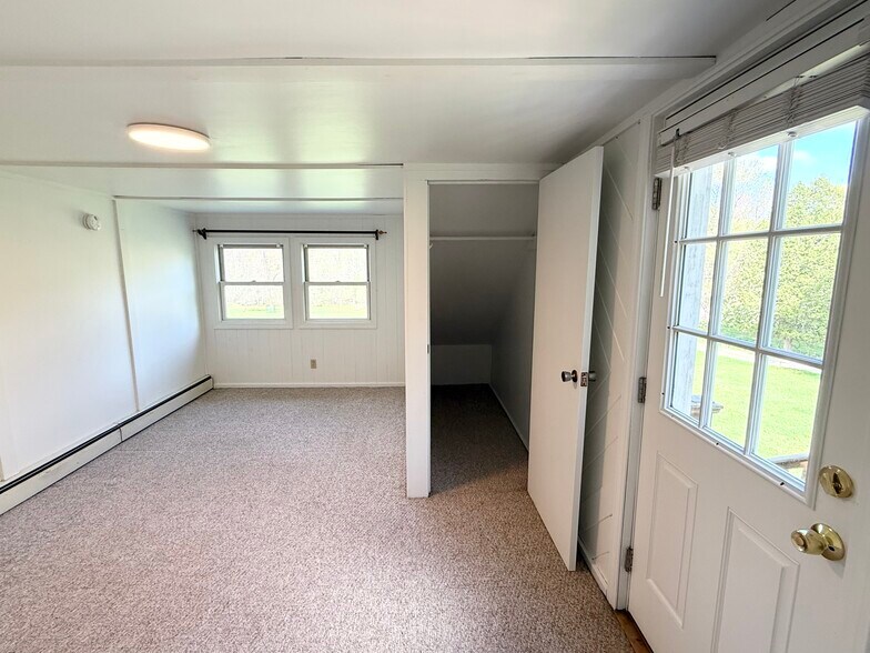 Building Photo - 1003 Osgood Hill Rd