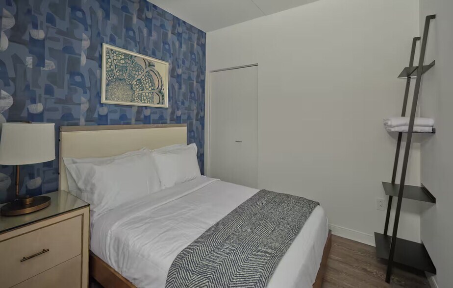 Building Photo - 200 Spring Garden St