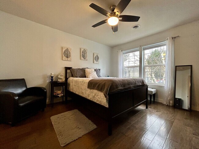 Building Photo - Welcome to your new home!